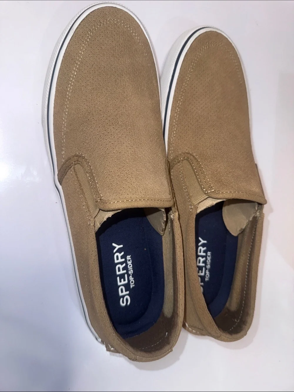 Sperry Men’s Tan Suede Slip-On Boat Shoes with Navy Insoles Size 11M UK/GB 10M